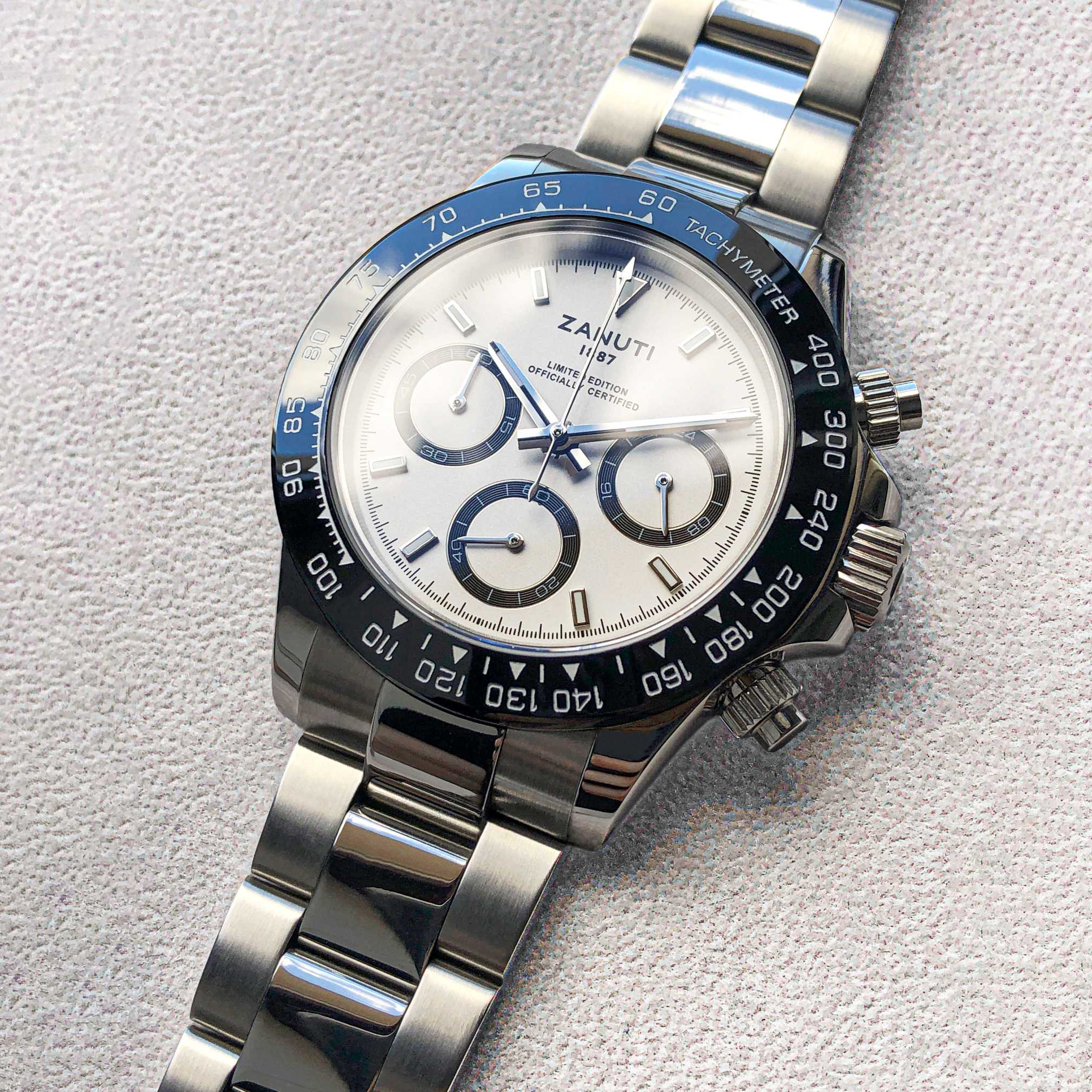 SILVERSTONE • CHRONO