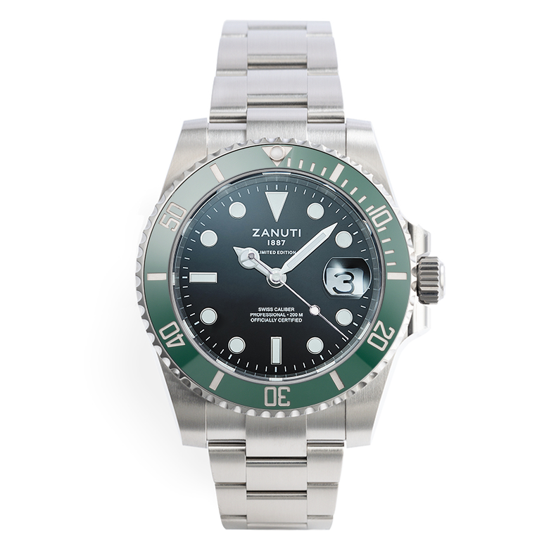 DIVER • 200M